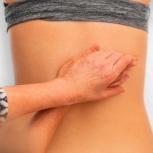 soin-massage-postnatal-femme-maman-accouchement-postpartum-doula-77-seine-et-marne-cabinet-lagny-sur-marne-severine-gamache-aucoeurdelavie77